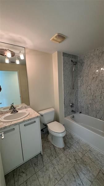 253 NE 2nd Street, Unit 3208, Miami, FL 33132 Photo