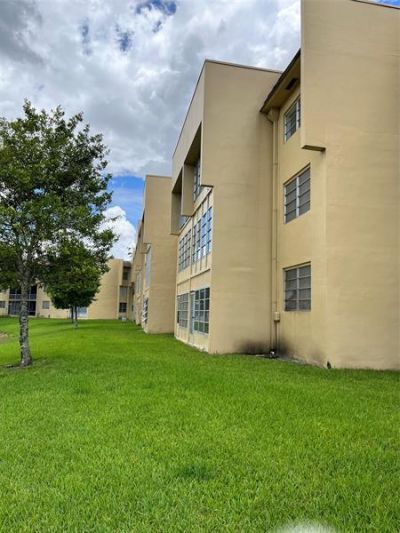6071 NW 61, Unit 207, Tamarac, FL 33319 Photo