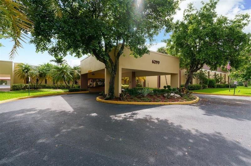 6071 NW 61, Unit 207, Tamarac, FL 33319 Photo