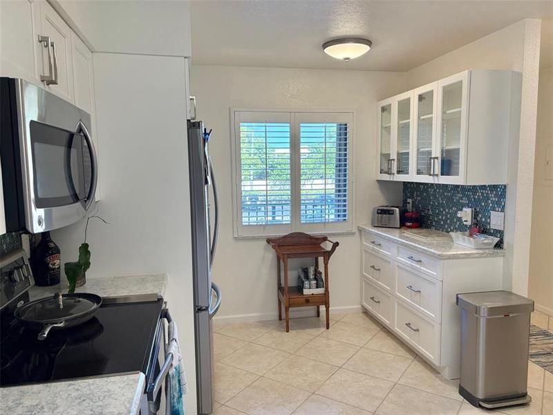 2112 S Cypress Bend Drive, Unit 203, Pompano Beach, FL 33069 Photo