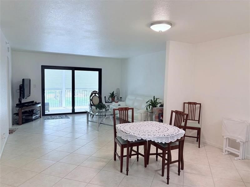 2112 S Cypress Bend Drive, Unit 203, Pompano Beach, FL 33069 Photo