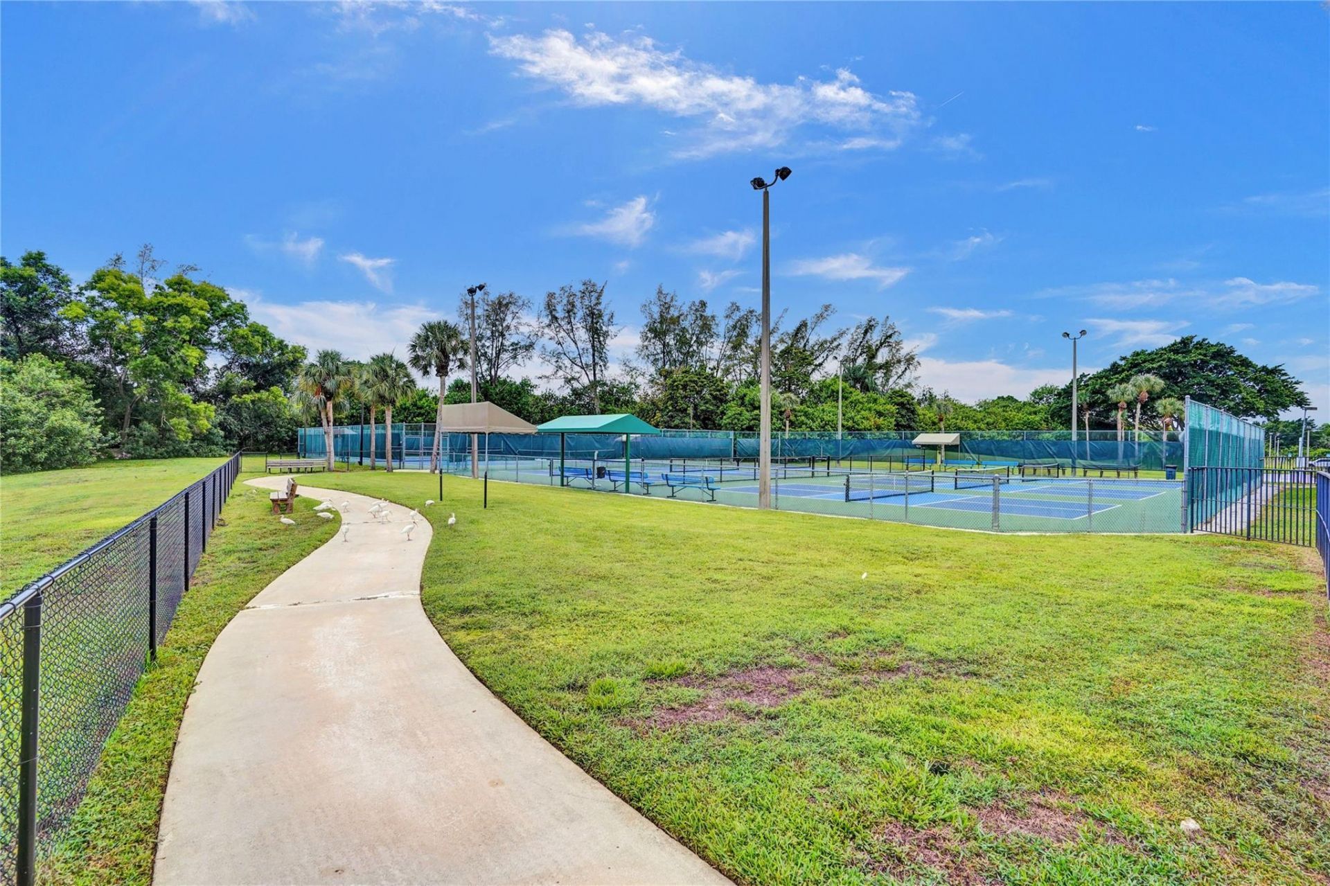 5658 Parkwalk Circle, Boynton Beach, FL 33472 Photo