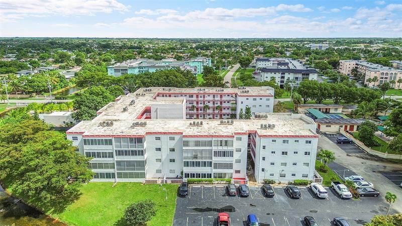 4000 NW 44th Avenue, Unit 401, Lauderdale Lakes, FL 33319 Photo