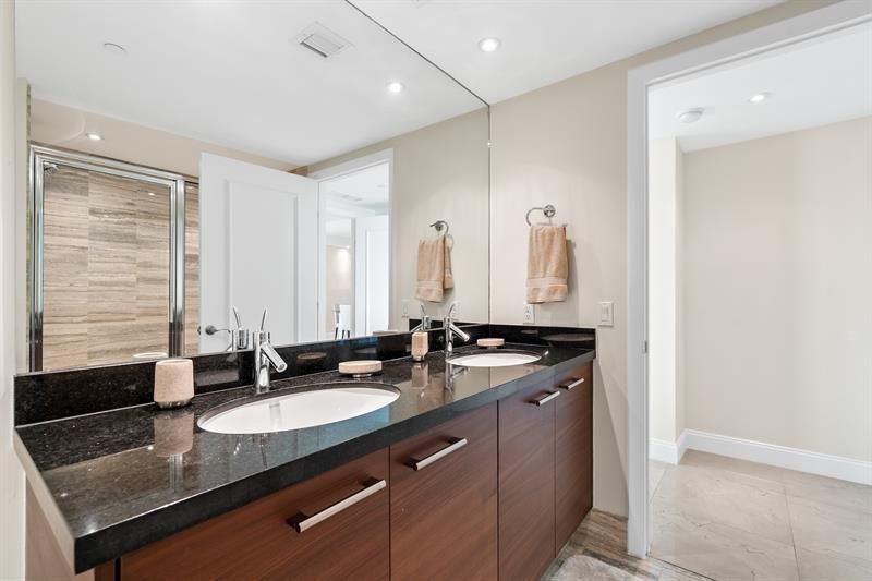 101 S Fort Lauderdale Beach Boulevard, Unit 1502, Fort Lauderdale, FL 33316 Photo