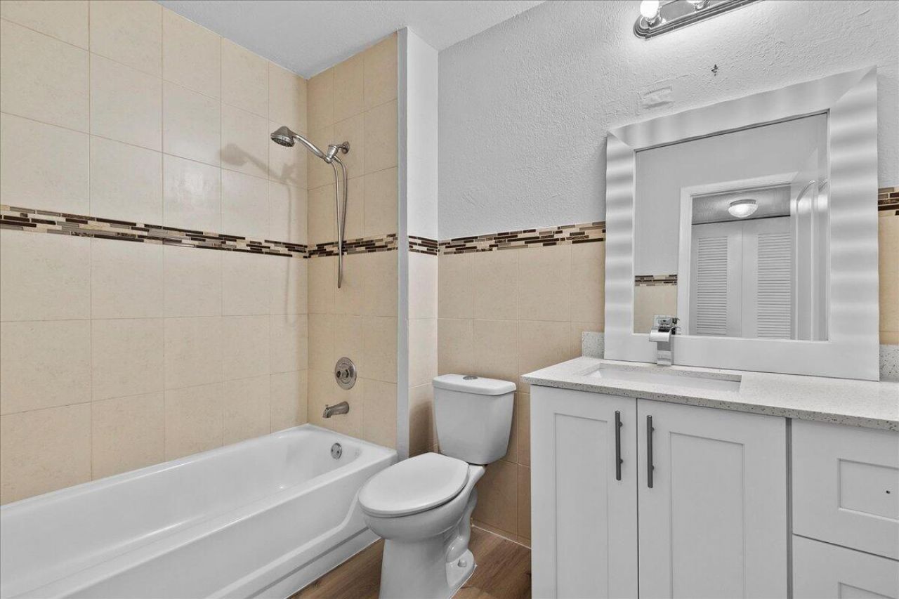 4134 S Carambola Circle, Unit H403, Coconut Creek, FL 33066 Photo