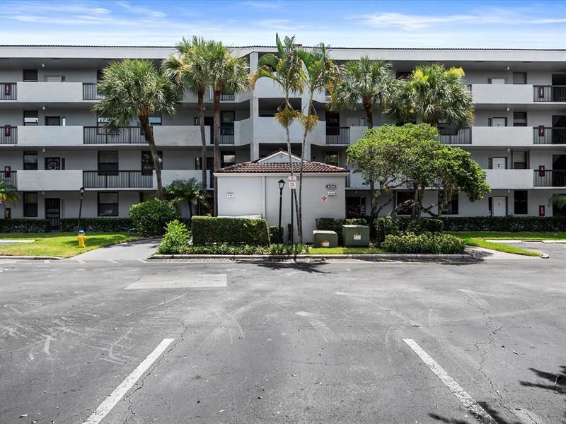 4134 S Carambola Cir, Unit H403, Coconut Creek, FL 33066 Photo
