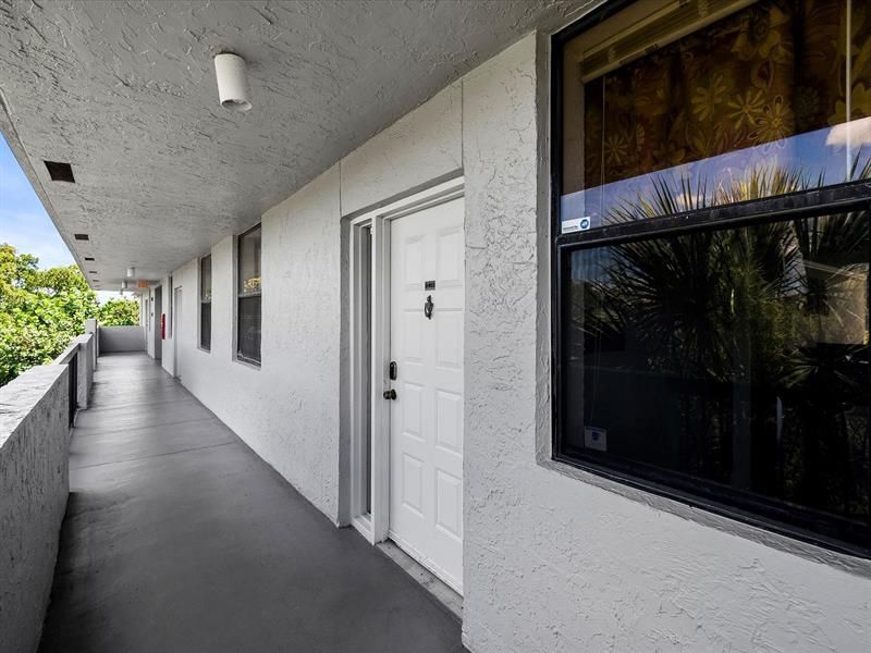 4134 S Carambola Cir, Unit H403, Coconut Creek, FL 33066 Photo