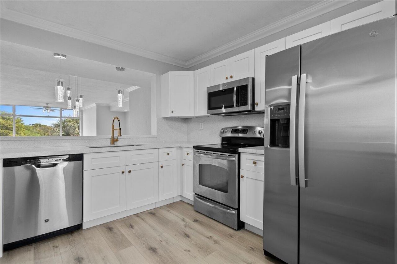 4134 S Carambola Circle, Unit H403, Coconut Creek, FL 33066 Photo