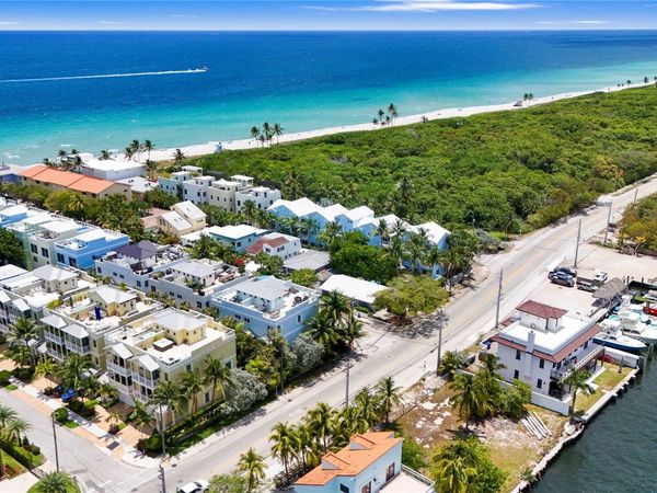 347 Oak St, Unit B1, Hollywood, FL 33019