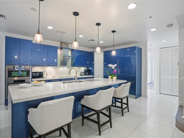 347 Oak Street, Unit B1, Hollywood, FL 33019