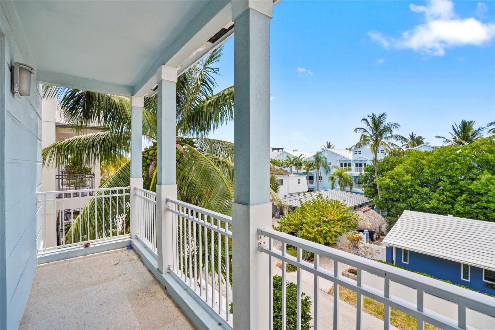 347 Oak Street, Unit B1, Hollywood, FL 33019 Photo