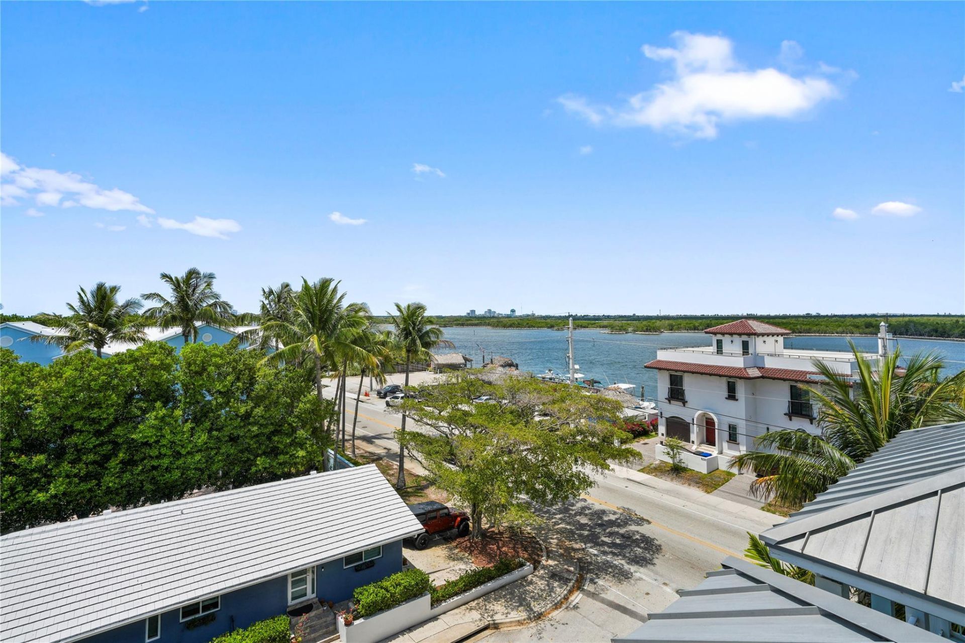 347 Oak Street, Unit B1, Hollywood, FL 33019 Photo