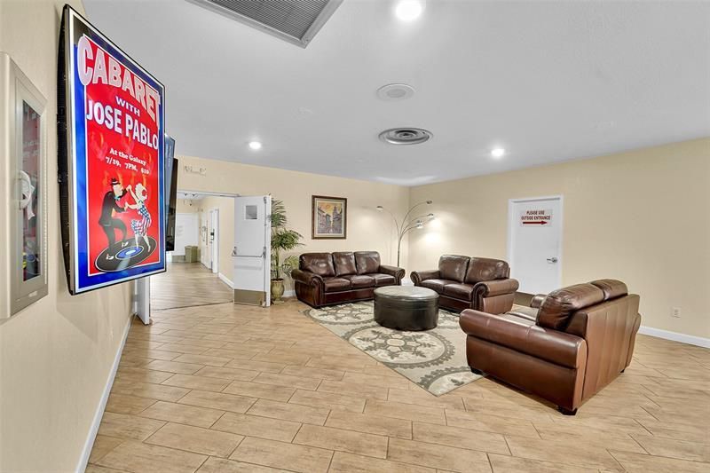 9261 Sunrise Lakes Boulevard, Unit 309, Sunrise, FL 33322 Photo