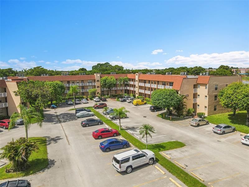 9261 Sunrise Lakes Boulevard, Unit 309, Sunrise, FL 33322 Photo