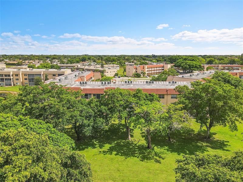 9261 Sunrise Lakes Boulevard, Unit 309, Sunrise, FL 33322 Photo