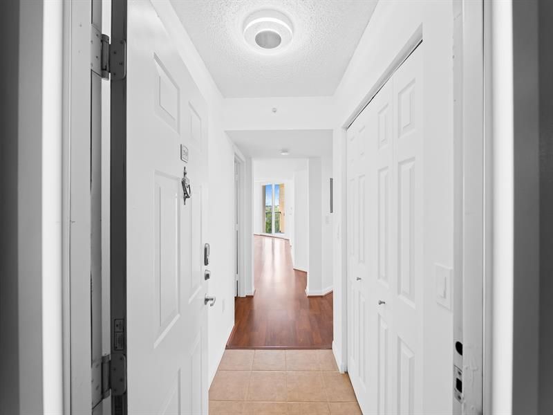 520 SE 5th Avenue, Unit 2510, Fort Lauderdale, FL 33301 Photo