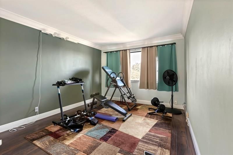 6010 S Falls Circle Drive, Unit 405, Lauderhill, FL 33319 Photo