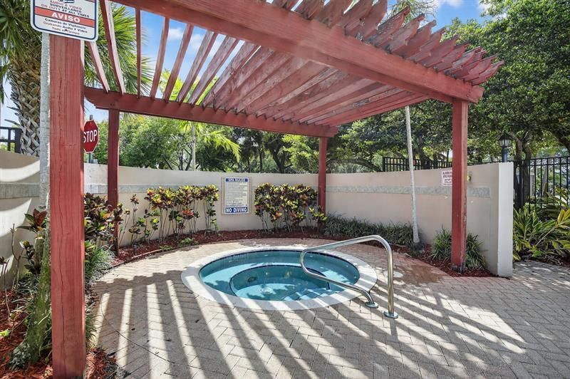 9953 Nob Hill Court, Unit 9953, Sunrise, FL 33351 Photo