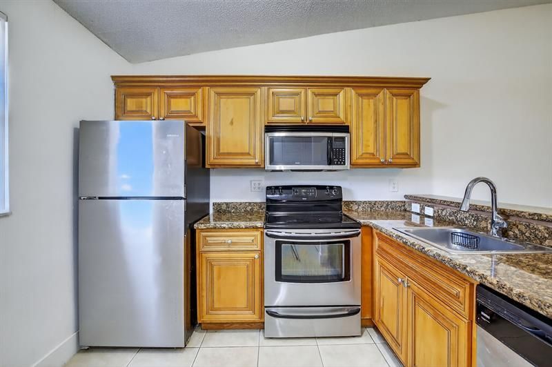 9953 Nob Hill Court, Unit 9953, Sunrise, FL 33351 Photo