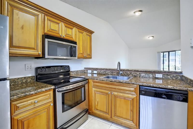 9953 Nob Hill Court, Unit 9953, Sunrise, FL 33351 Photo