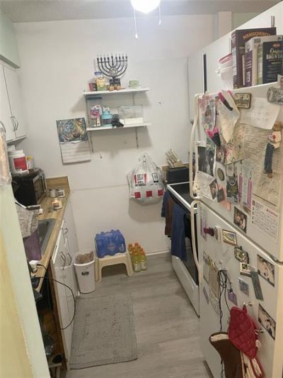 815 SW 10th Terrace, Unit 21V, Hallandale Beach, FL 33009 Photo