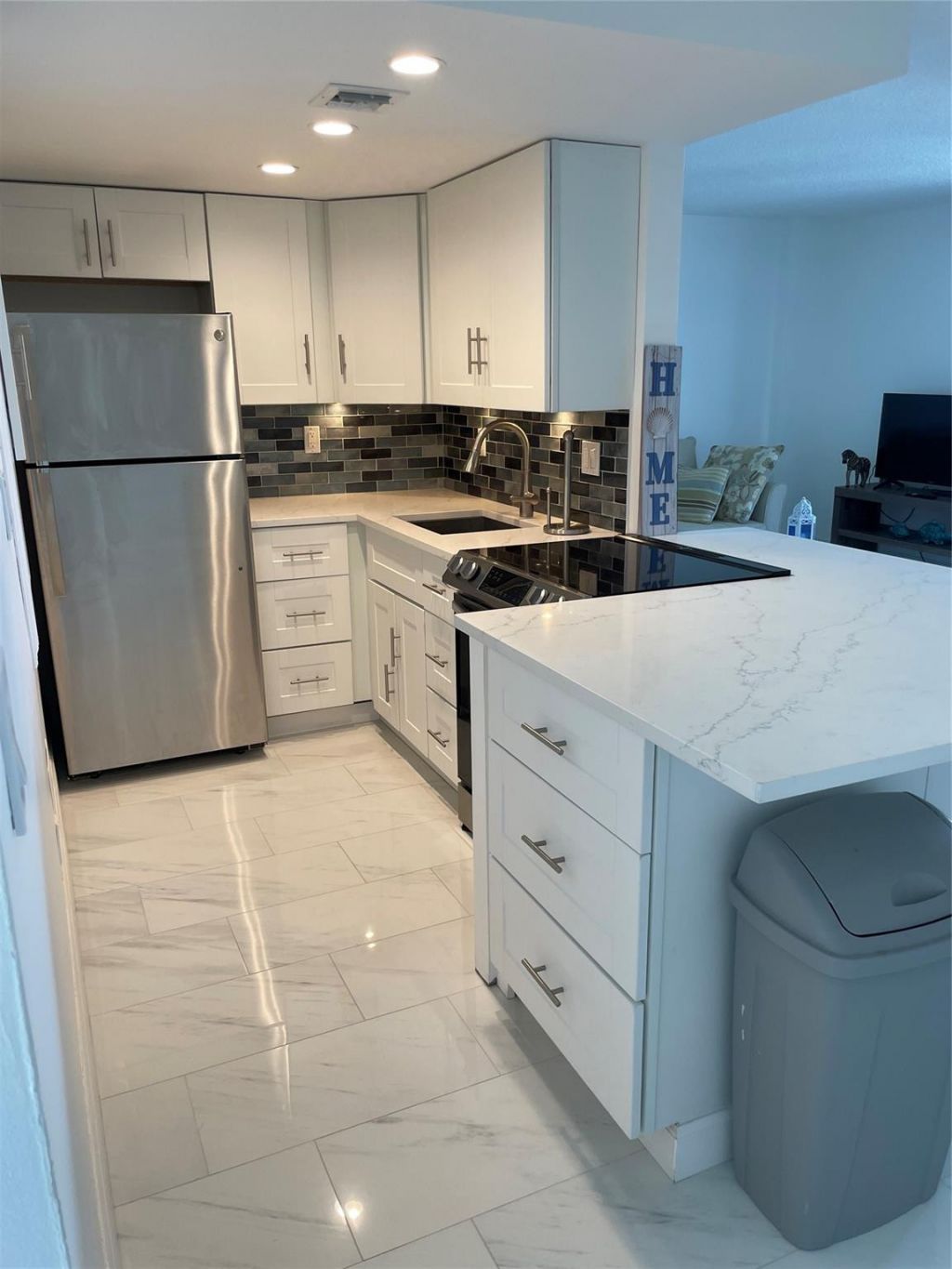 1731 SE 15th Street, Unit 505, Fort Lauderdale, FL 33316 Photo