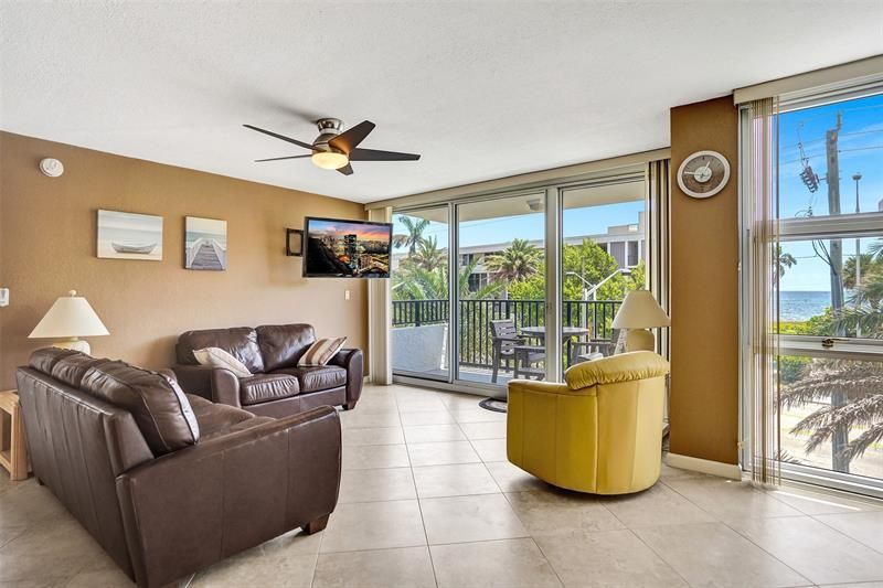 531 N Ocean Boulevard, Unit 411, Pompano Beach, FL 33062 Photo