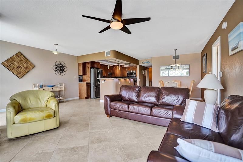 531 N Ocean Boulevard, Unit 411, Pompano Beach, FL 33062 Photo