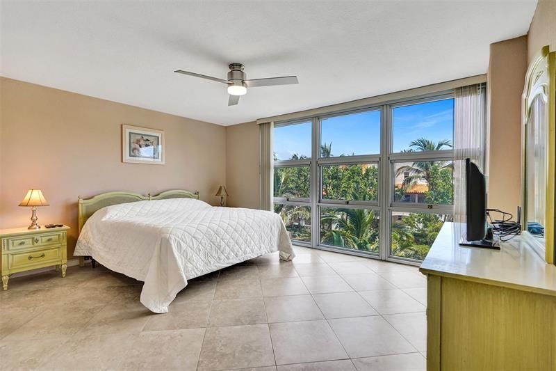 531 N Ocean Boulevard, Unit 411, Pompano Beach, FL 33062 Photo