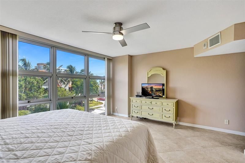 531 N Ocean Boulevard, Unit 411, Pompano Beach, FL 33062 Photo