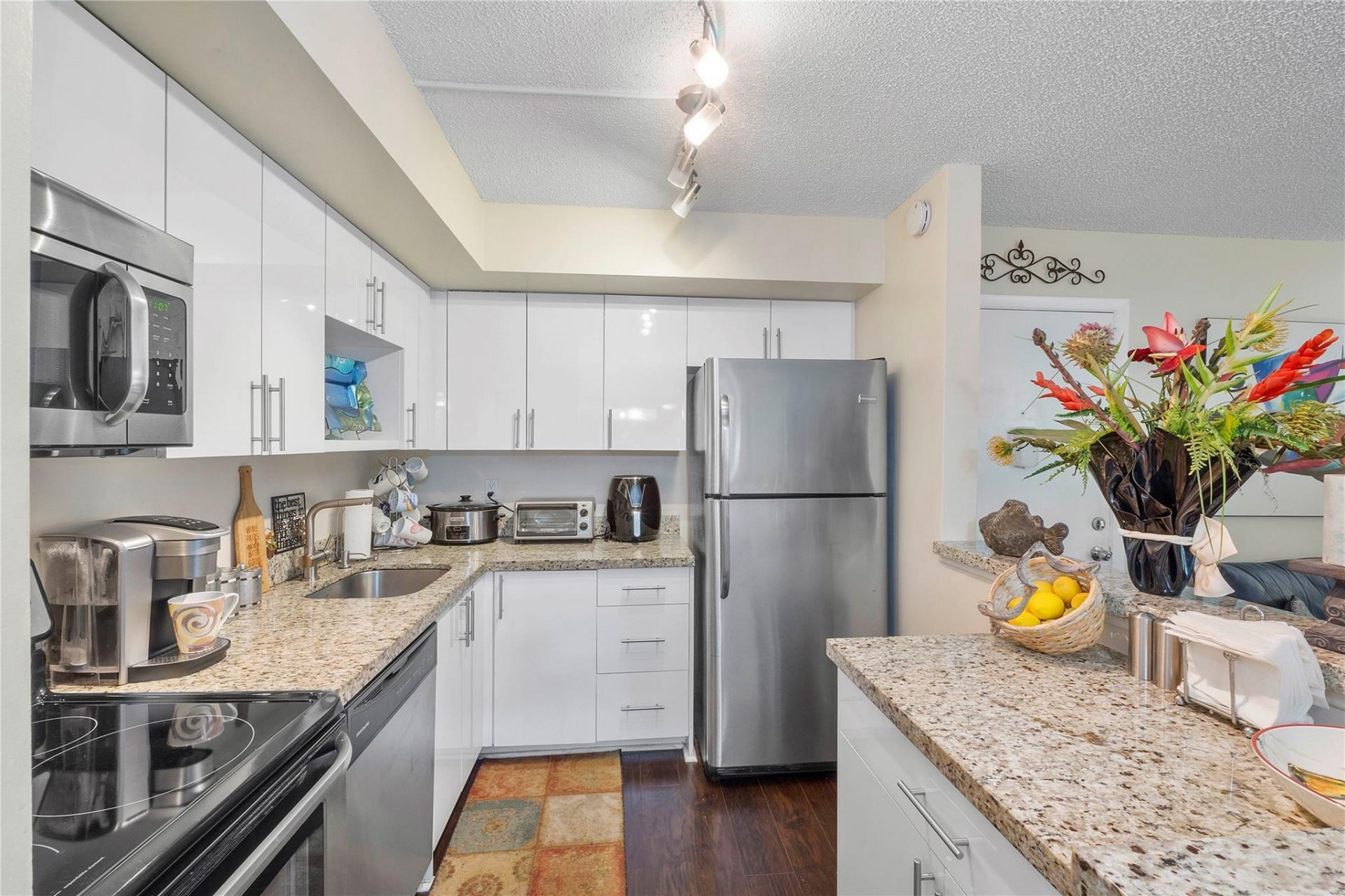 9368 S Belfort Circle, Unit 105, Fort Lauderdale, FL 33321 Photo