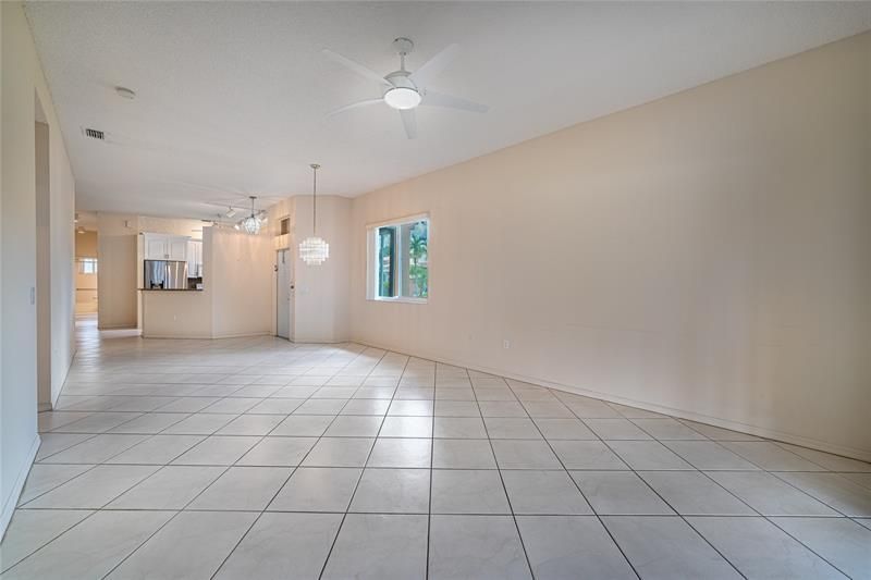 10152 Lombardy Drive, Unit 10152, Tamarac, FL 33321 Photo