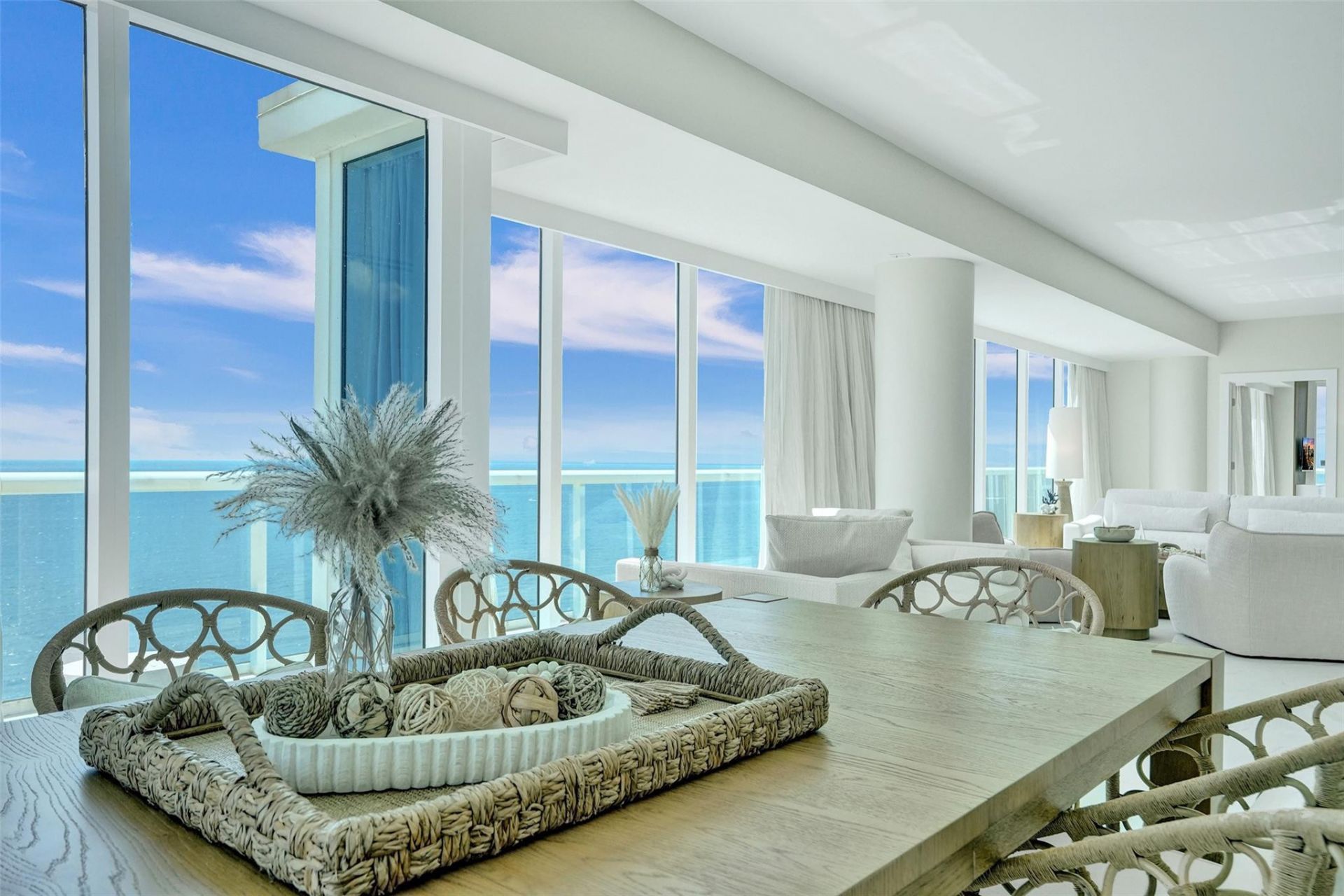 505 N Fort Lauderdale Bch Boulevard, Unit 2500, Fort Lauderdale, FL 33304 Photo