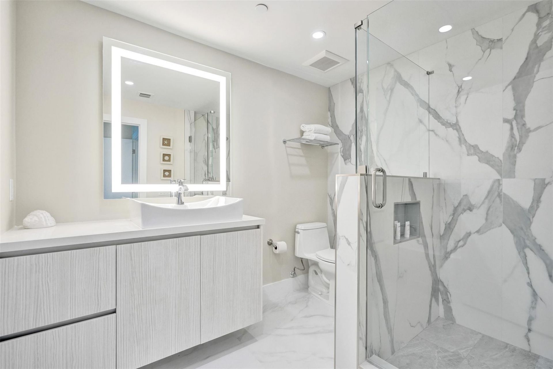 505 N Fort Lauderdale Bch Boulevard, Unit 2500, Fort Lauderdale, FL 33304 Photo