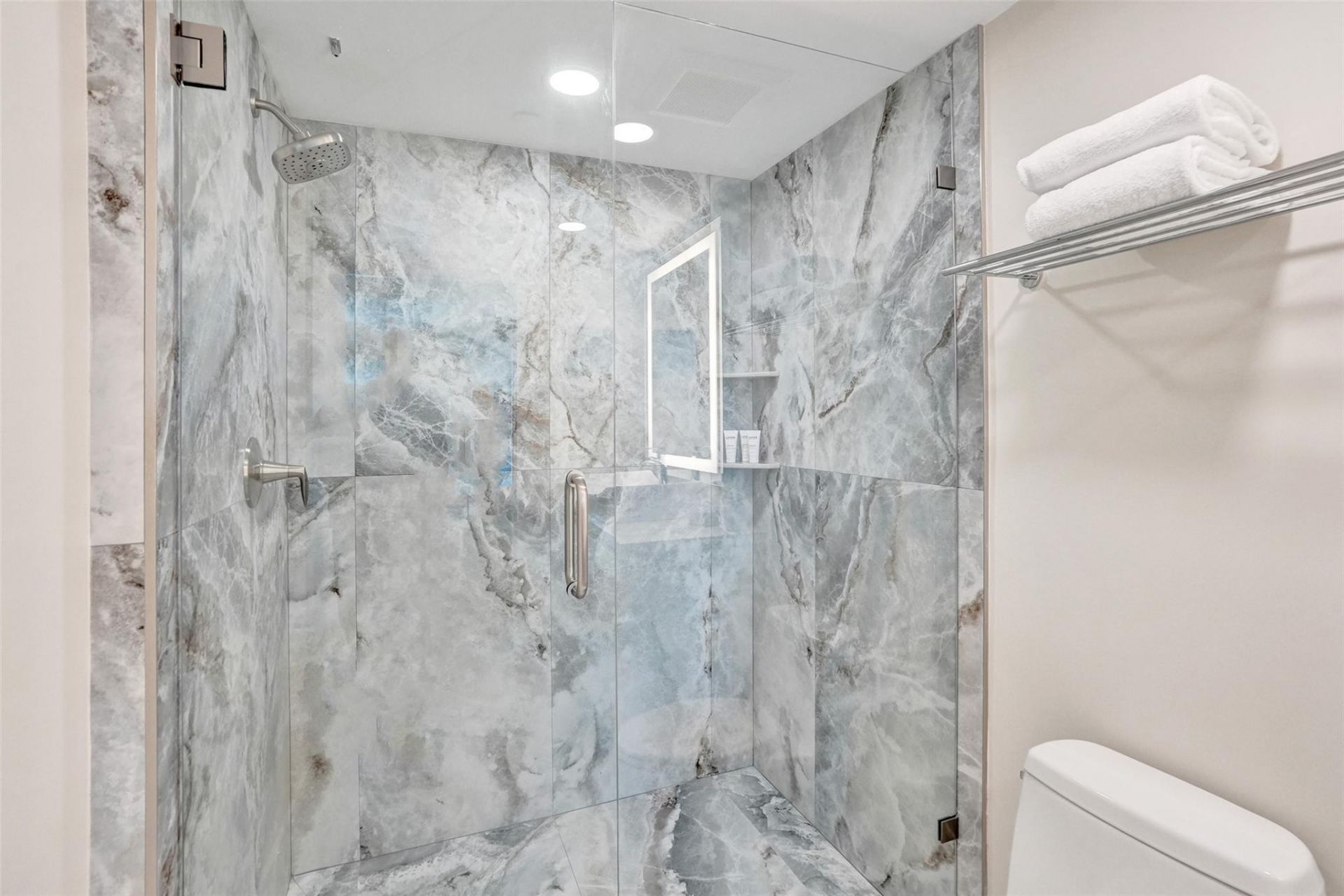 505 N Fort Lauderdale Bch Boulevard, Unit 2500, Fort Lauderdale, FL 33304 Photo