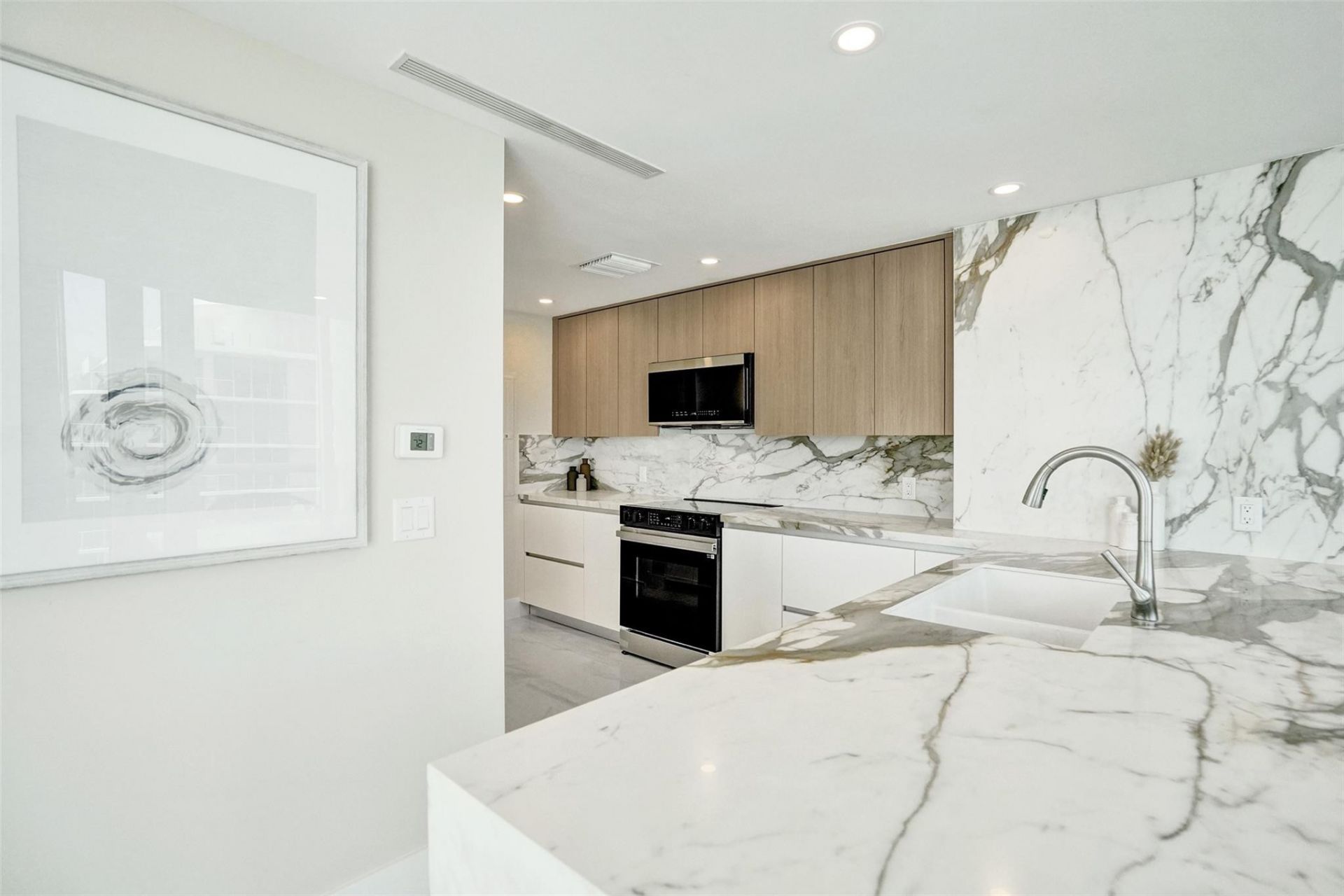 505 N Fort Lauderdale Bch Boulevard, Unit 2500, Fort Lauderdale, FL 33304 Photo