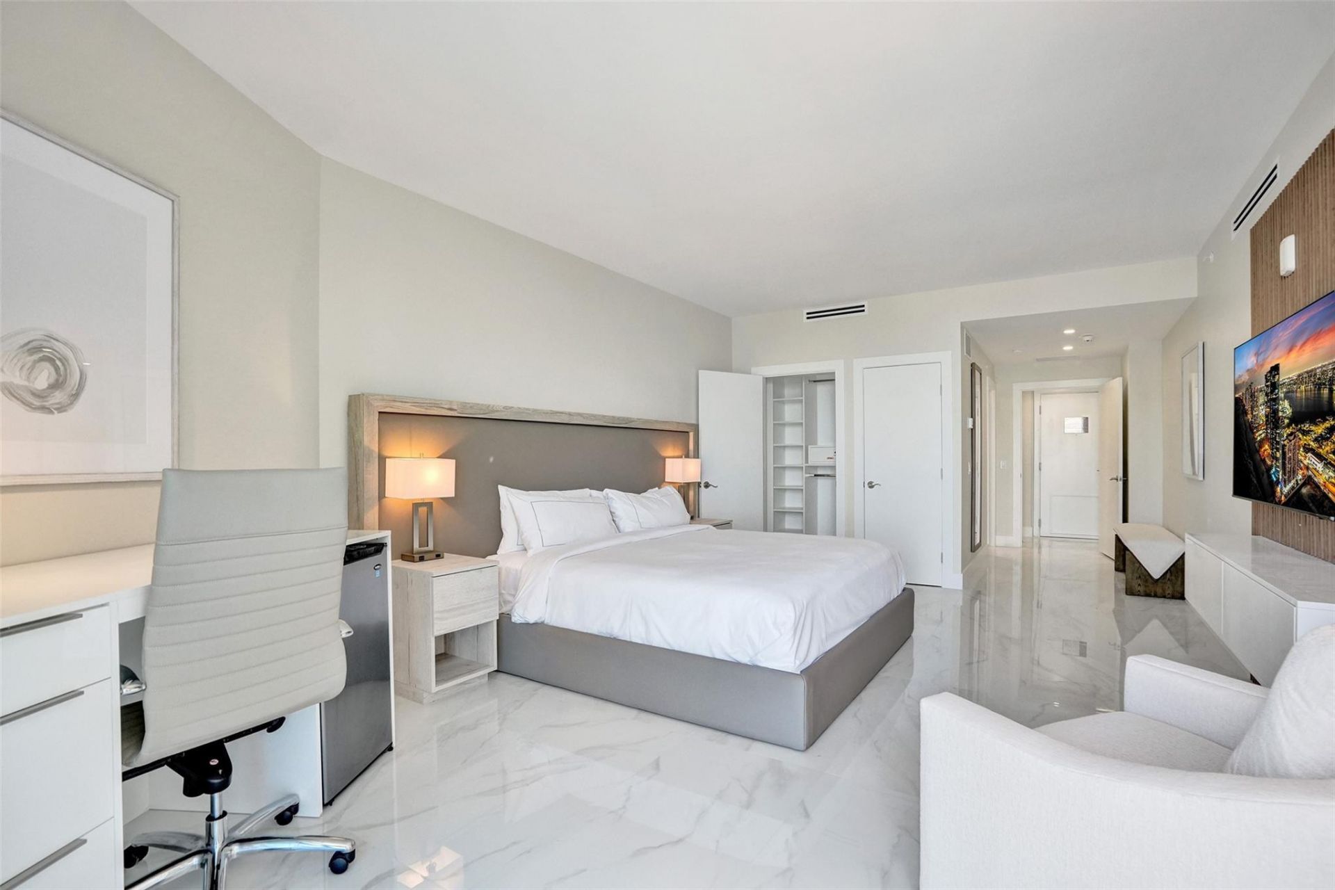 505 N Fort Lauderdale Bch Boulevard, Unit 2500, Fort Lauderdale, FL 33304 Photo