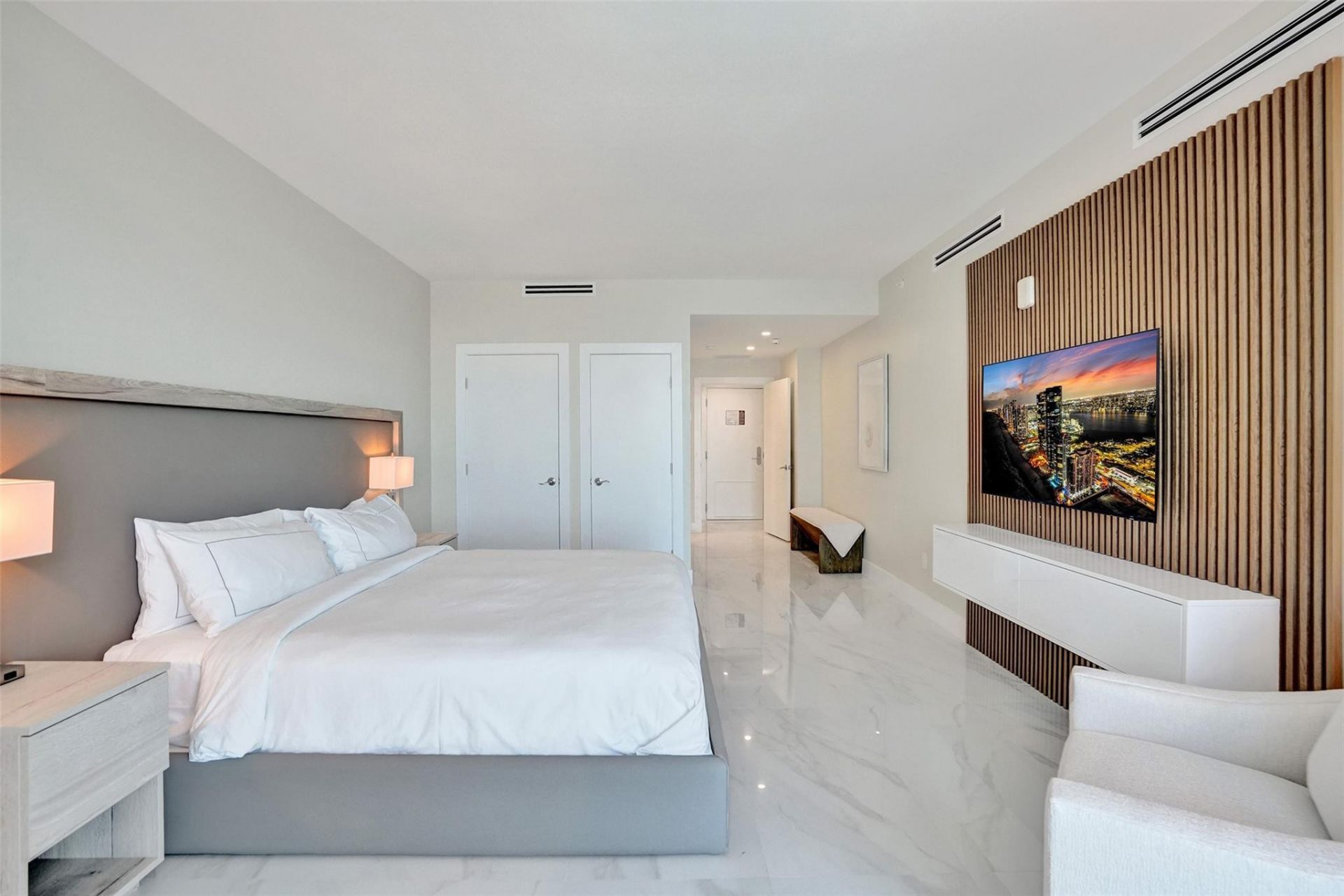 505 N Fort Lauderdale Bch Boulevard, Unit 2500, Fort Lauderdale, FL 33304 Photo