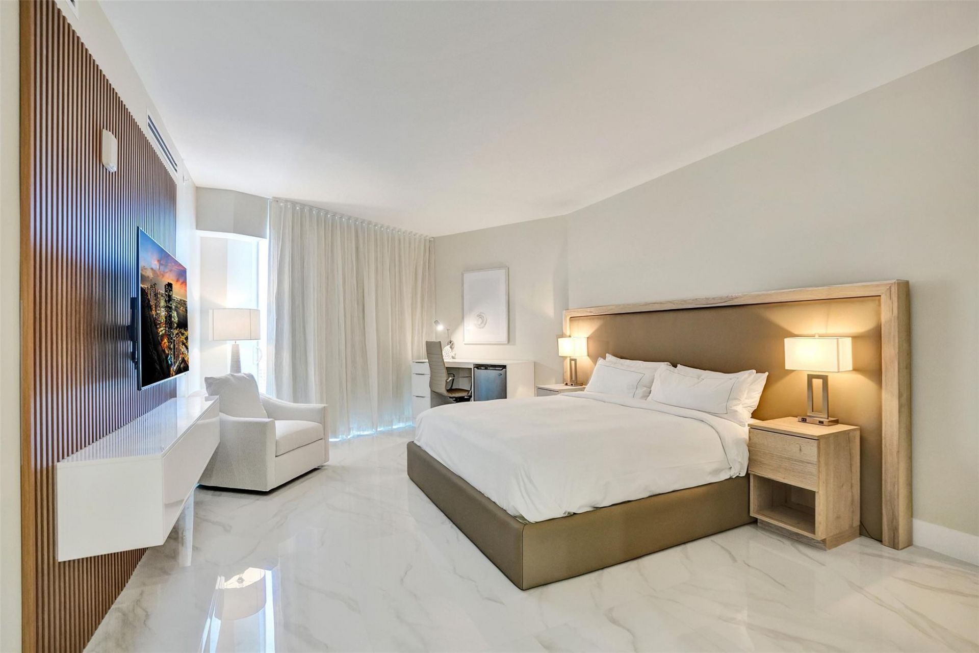 505 N Fort Lauderdale Bch Boulevard, Unit 2500, Fort Lauderdale, FL 33304 Photo