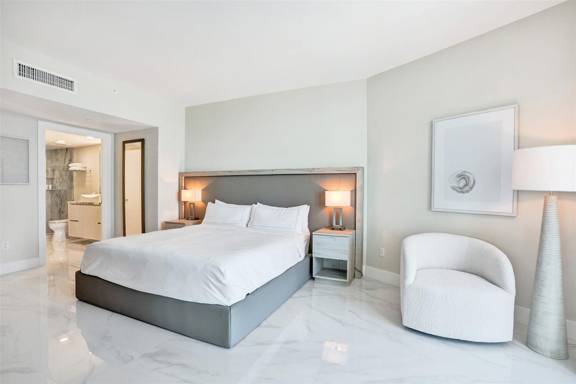 505 N Fort Lauderdale Bch Boulevard, Unit 2500, Fort Lauderdale, FL 33304 Photo