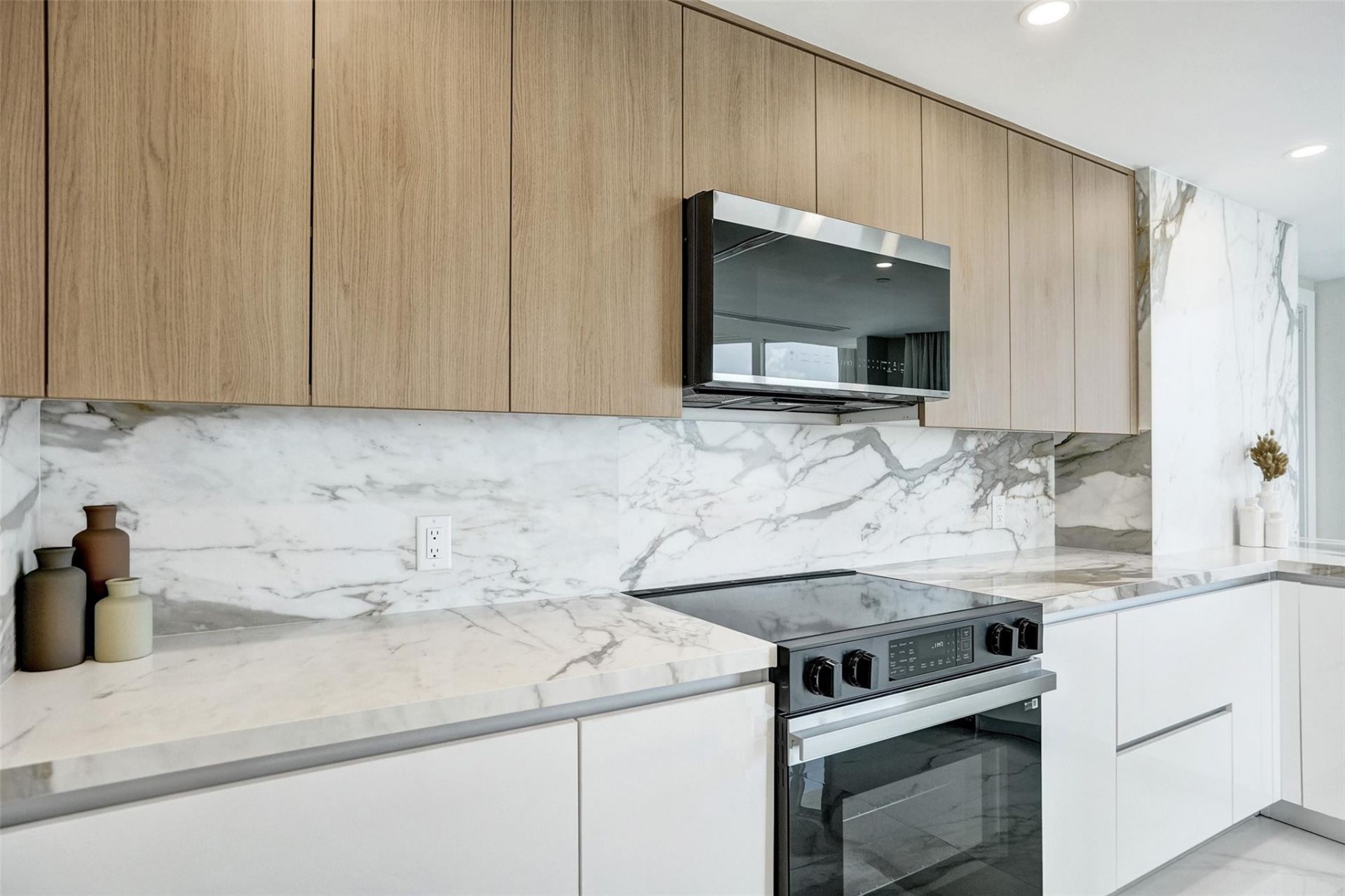 505 N Fort Lauderdale Bch Boulevard, Unit 2500, Fort Lauderdale, FL 33304 Photo