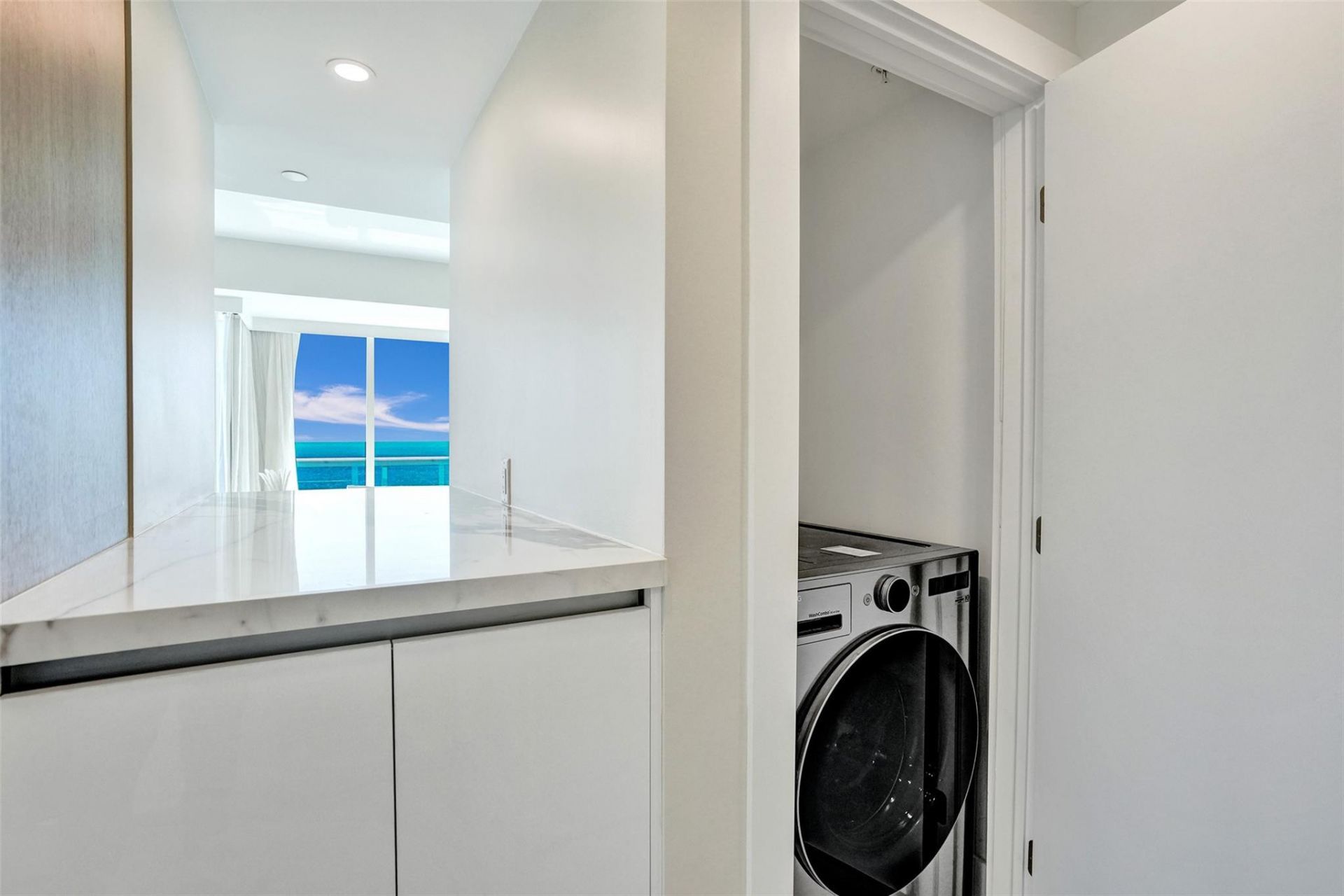 505 N Fort Lauderdale Bch Boulevard, Unit 2500, Fort Lauderdale, FL 33304 Photo