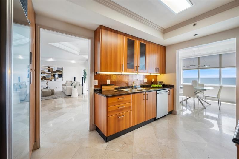 2100 N Ocean Boulevard, Unit 20D, Fort Lauderdale, FL 33305 Photo