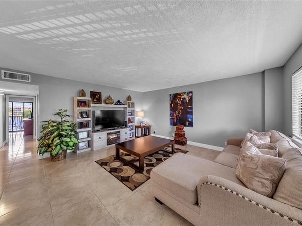 7466 Ashmont Cir, Unit 303, Tamarac, FL 33321