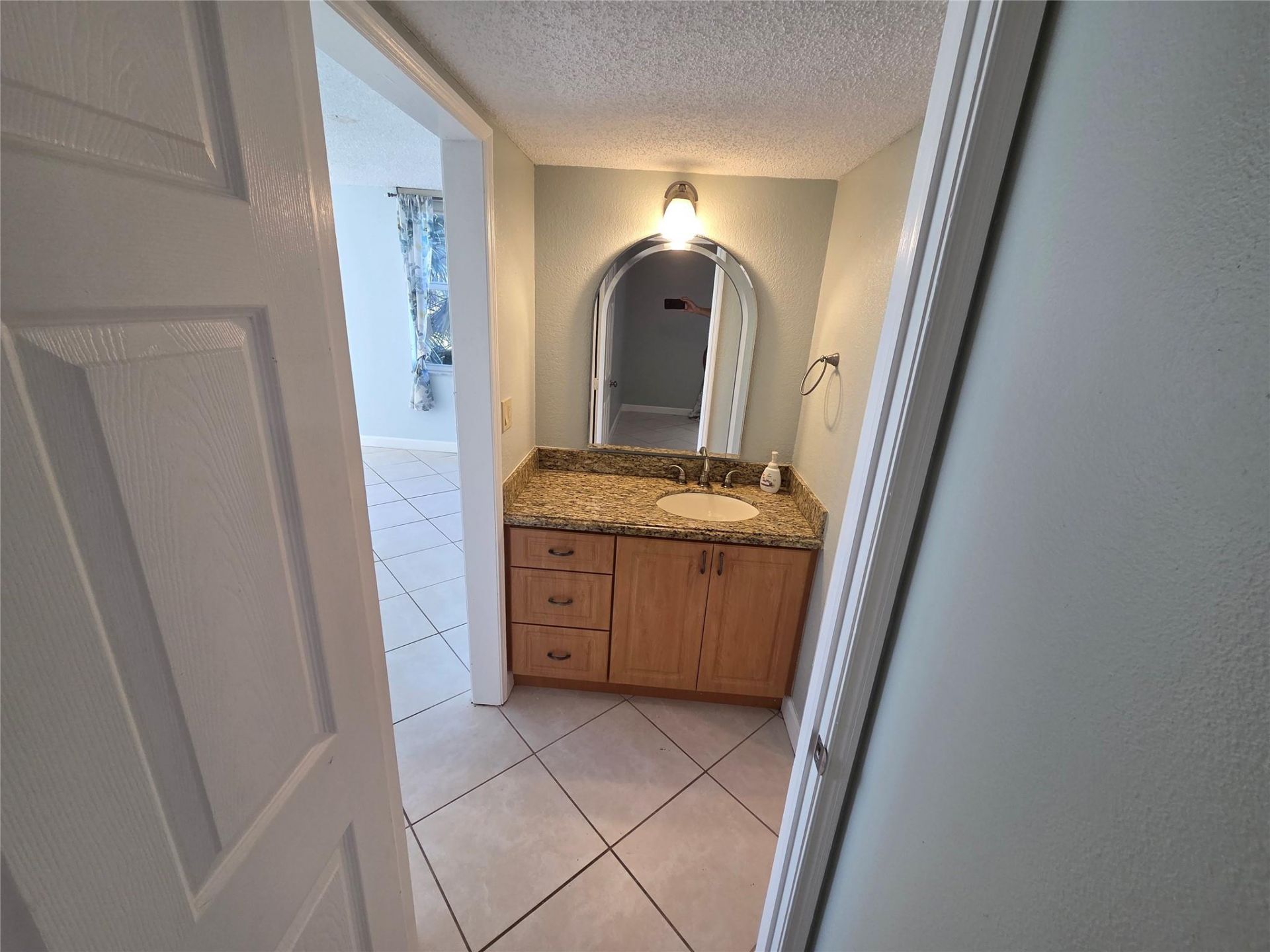 9491 Evergreen Place, Unit 304, Davie, FL 33324 Photo