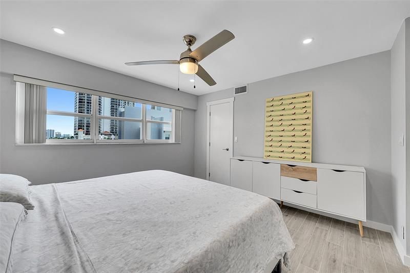 95 N Birch Road, Unit 601, Fort Lauderdale, FL 33304 Photo