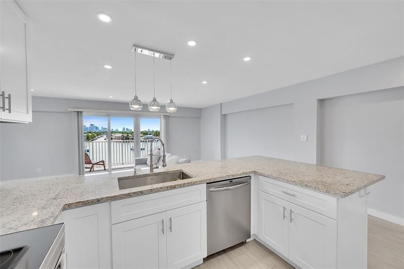 95 N Birch Road, Unit 601, Fort Lauderdale, FL 33304 Photo