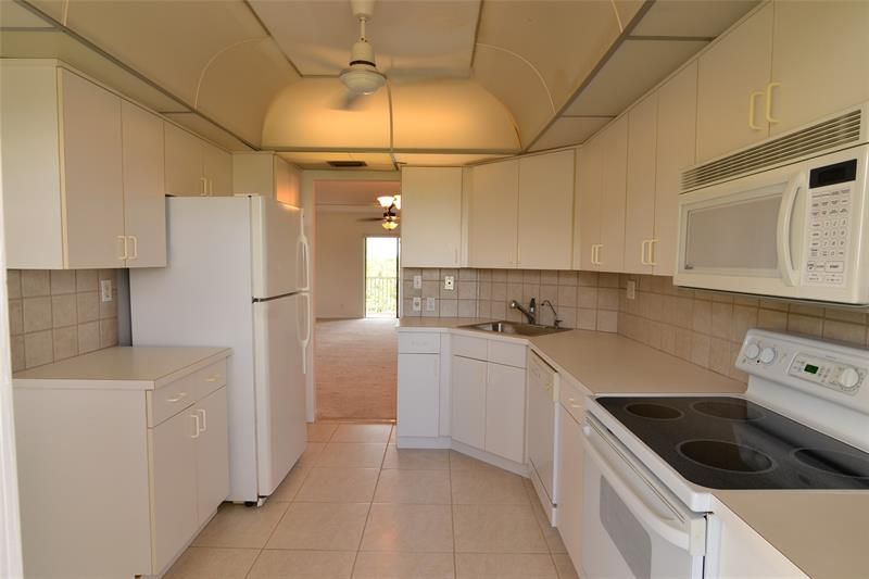 3575 Broken Woods Drive, Unit 502, Coral Springs, FL 33065 Photo