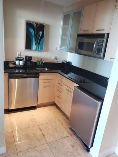 2670 E Sunrise Boulevard, Unit 430, Fort Lauderdale, FL 33304 Photo