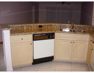 2205 S Cypress Bend Drive, Unit 307, Pompano Beach, FL 33069 Photo